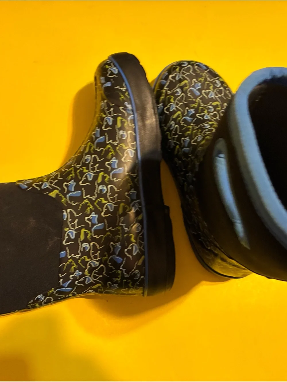 Big kid Waterproof Black and Blue Bogs boots Rain Boots US 6